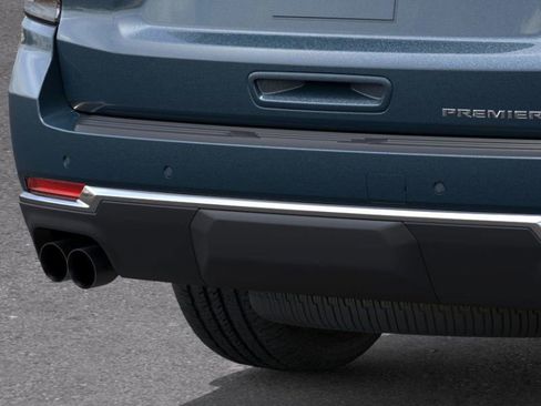 New 2025 Chevrolet Suburban Premier w/ Sun And Tow Package image 17