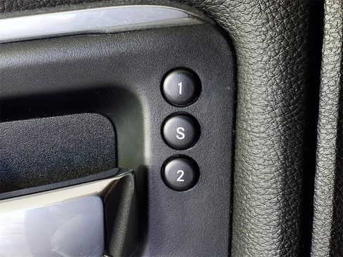 Used 2019 RAM 2500 Laramie image 19