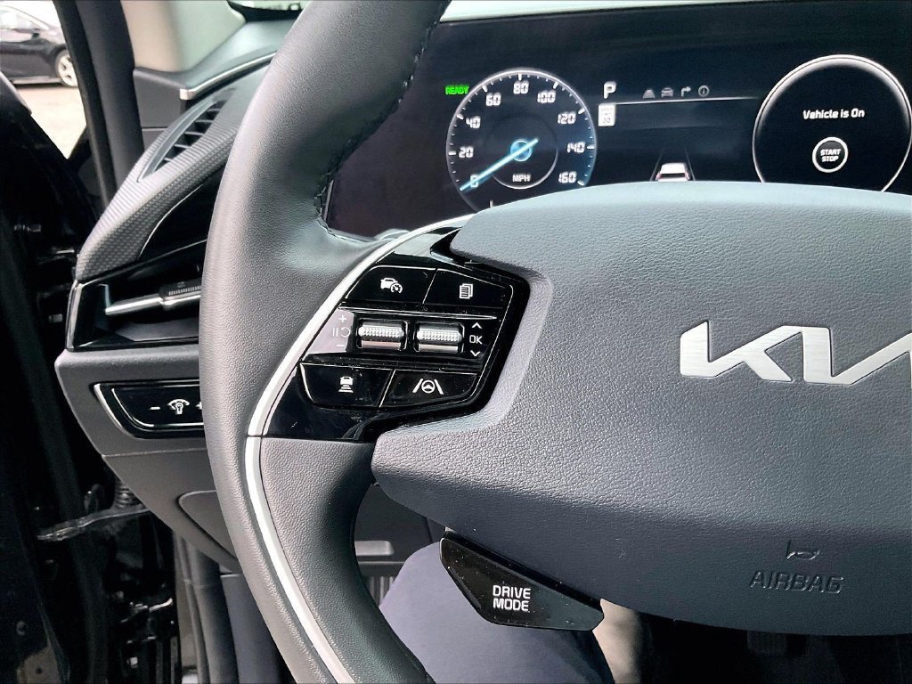 Used 2025 Kia Niro Wind w/ Wind Preserve Package FWD image 22