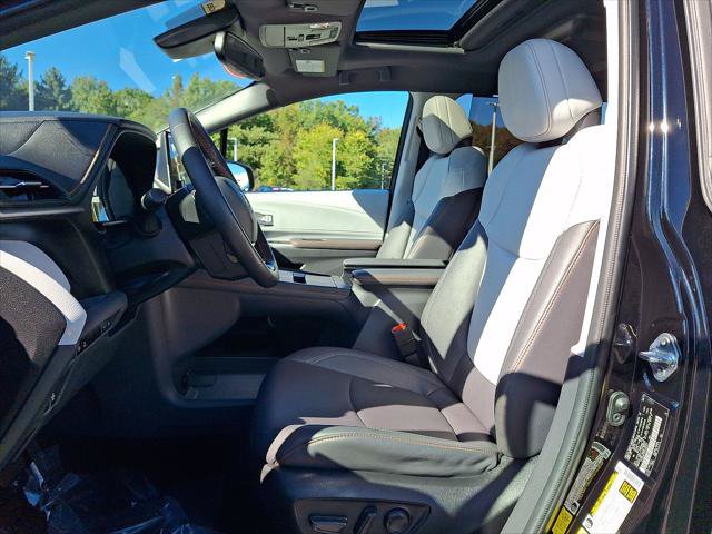 Certified 2023 Toyota Sienna XSE w/ XSE Plus Package AWD/4WD image 12