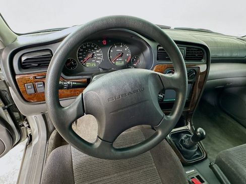 Used 2003 Subaru Outback Wagon AWD/4WD image 11