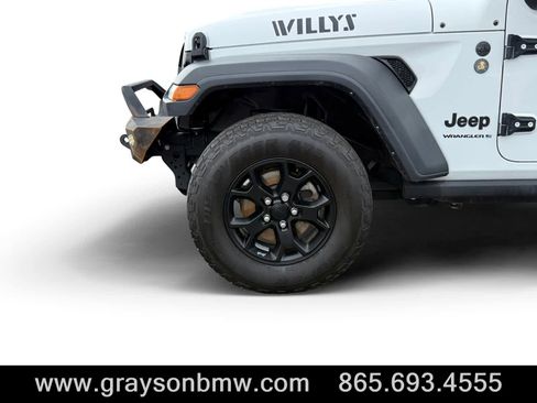 Used 2023 Jeep Wrangler Unlimited Sport image 9