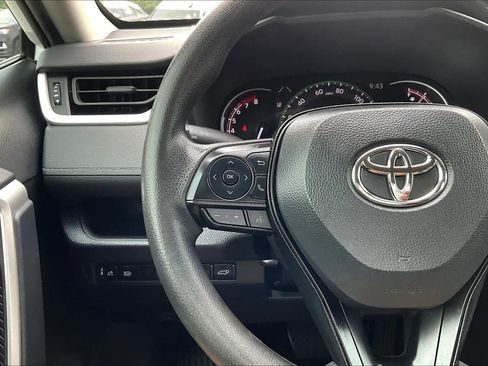 Used 2024 Toyota RAV4 XLE FWD image 24
