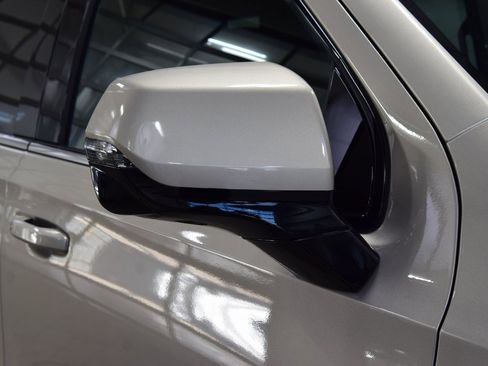 Used 2023 Chevrolet Tahoe LT w/ LT Signature Plus Package image 16