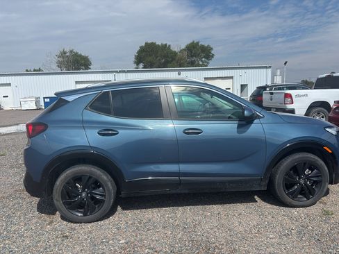 Used 2024 Buick Encore GX Sport Touring AWD/4WD image 3