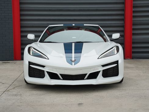 Used 2024 Chevrolet Corvette E-Ray AWD/4WD image 2