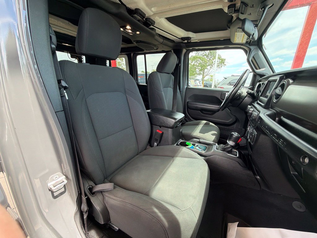 Used 2020 Jeep Wrangler Unlimited Sport AWD/4WD image 32