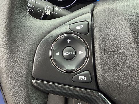 Used 2021 Honda HR-V Sport image 16