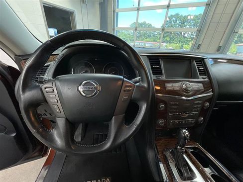 Used 2017 Nissan Armada SL w/ Interior Lighting Package AWD/4WD image 14