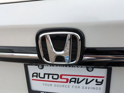 Used 2023 Honda Odyssey Elite image 25