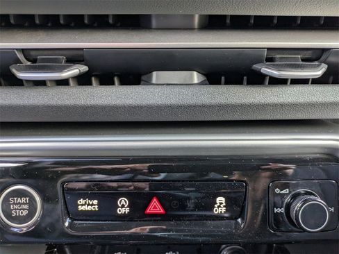 New 2025 Audi Q5 Premium Plus image 26