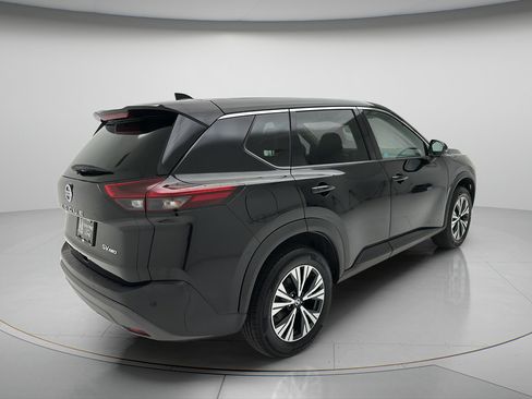 Used 2021 Nissan Rogue SV AWD/4WD image 5