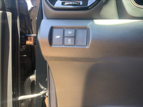 Used 2025 Honda Pilot TrailSport image 36