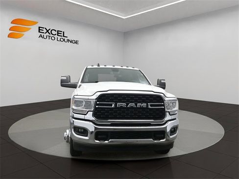 Used 2024 RAM 3500 Big Horn image 7