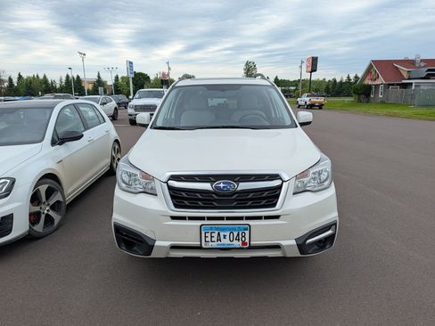 Used 2018 Subaru Forester 2.5i Premium w/ All-Weather Package AWD/4WD image 2