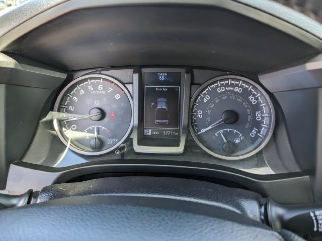 Used 2016 Toyota Tacoma TRD Off-Road w/ Towing Package AWD/4WD image 33