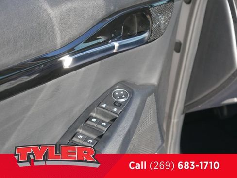 Used 2024 Kia Seltos EX AWD/4WD image 19