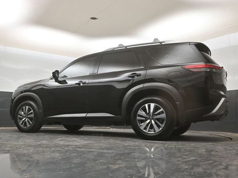 Used 2023 Nissan Pathfinder SL image 17