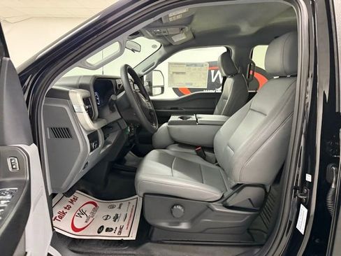 New 2026 Ford F450 XL w/ XL Chrome Package image 11