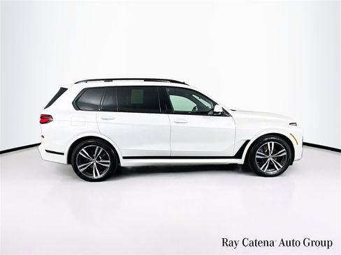 Used 2023 BMW X7 xDrive40i w/ Executive Package image 8