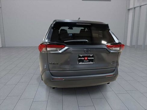 Certified 2022 Toyota RAV4 LE image 7
