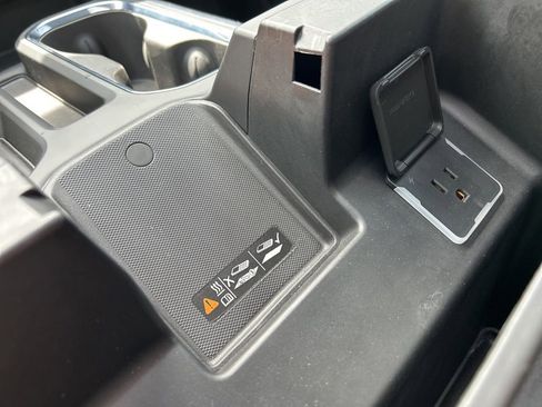 Used 2025 Chevrolet Silverado 1500 High Country w/ Midnight Edition image 51