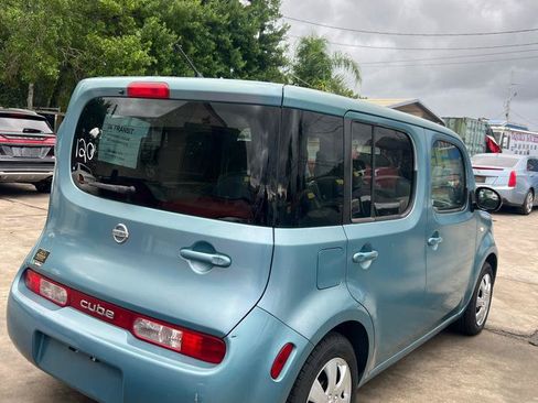Used 2009 Nissan Cube 1.8 S w/ Interior Designer Pkg FWD image 3