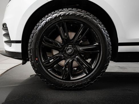 Used 2023 Land Rover Range Rover Velar R-Dynamic S image 13