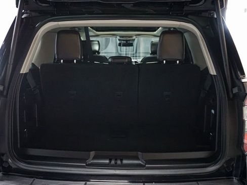 Used 2019 Ford Expedition Platinum image 51