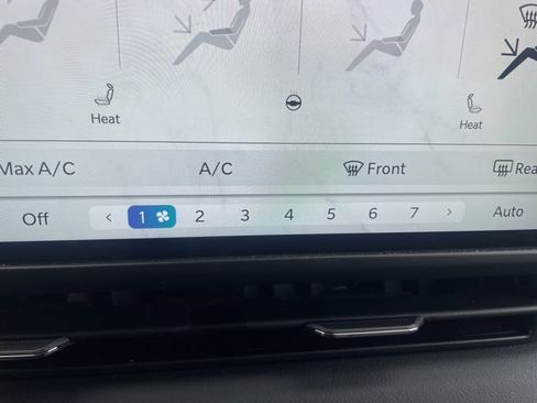 Used 2024 Jeep Wrangler Sahara w/ Safety Group image 25