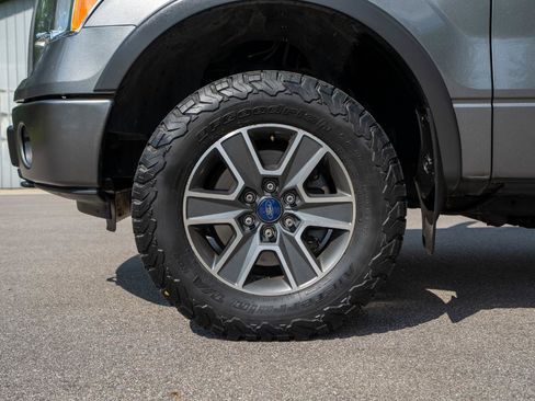 Used 2011 Ford F150 FX4 w/ FX Plus Pkg AWD/4WD image 10