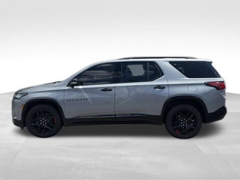 Certified 2023 Chevrolet Traverse Premier w/ Redline Edition AWD/4WD image 6
