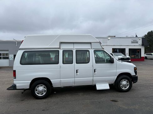 Used 2012 Ford E-250 and Econoline 250 w/ PWR Group image 12