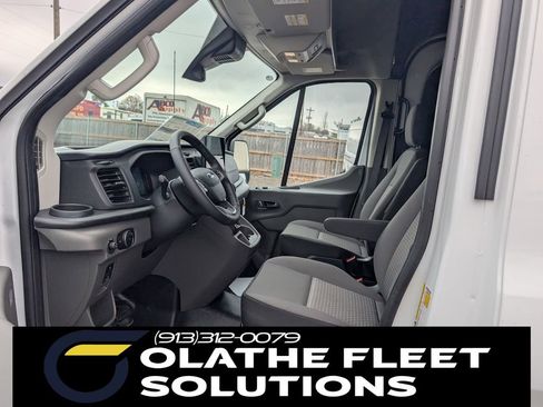 New 2026 Ford Transit 250 148 Medium Roof RWD image 11