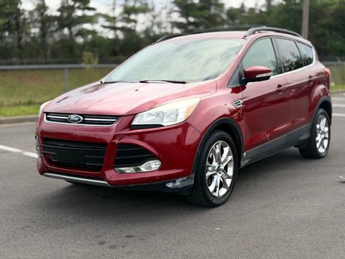 Used 2013 Ford Escape SEL FWD image 1