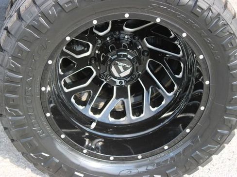 Used 2024 GMC Sierra 3500 Denali Ultimate AWD/4WD image 20