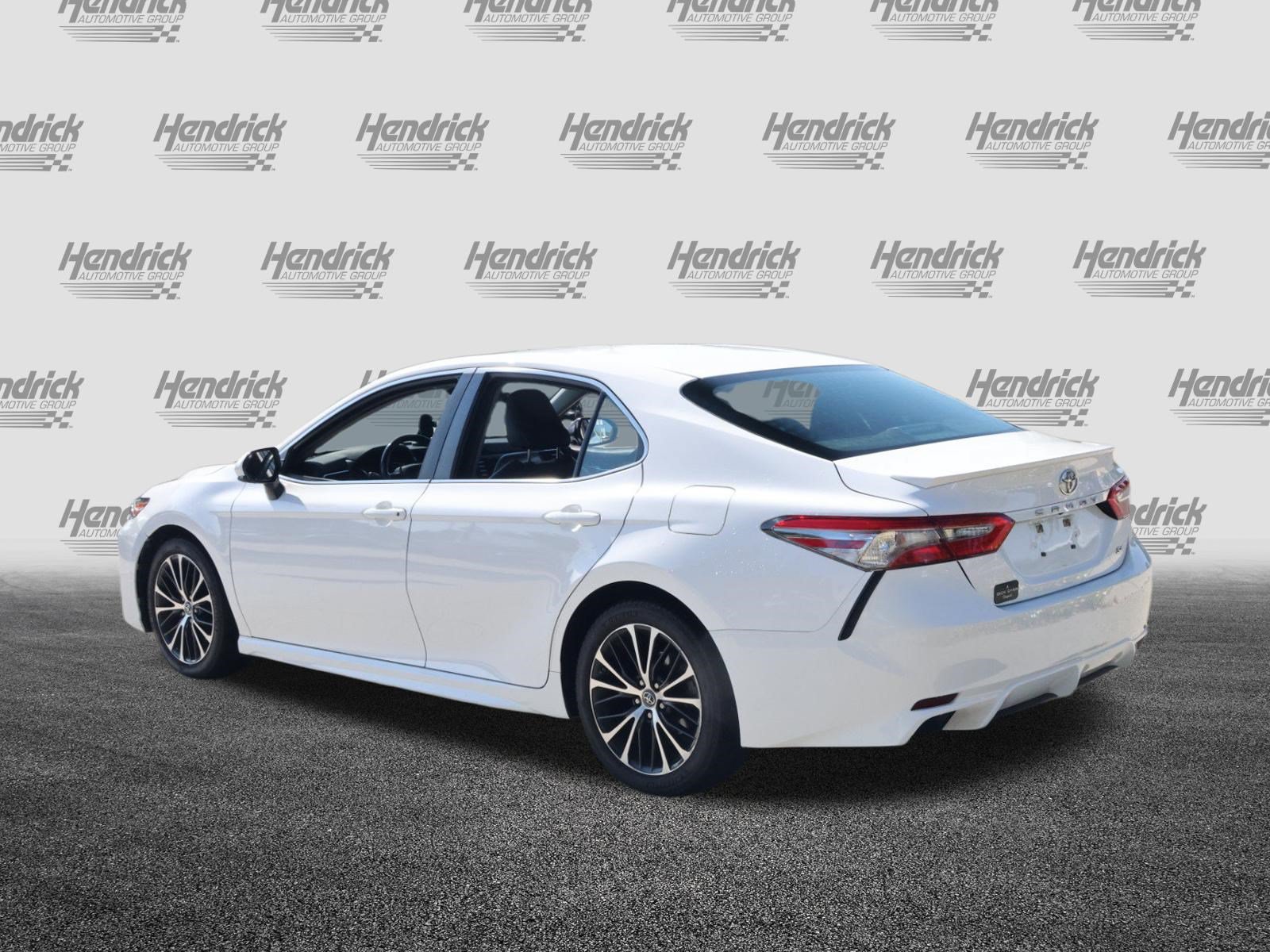 Used 2018 Toyota Camry SE FWD image 7