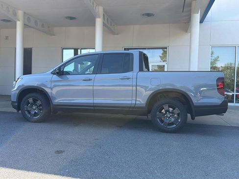 New 2026 Honda Ridgeline TrailSport image 3