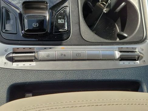 Used 2025 Kia Carnival SX Prestige FWD image 28