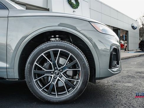Used 2023 Audi SQ5 Premium Plus w/ Premium Plus Package image 7