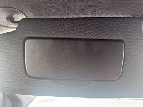 Used 2025 Chevrolet Equinox LT FWD image 23