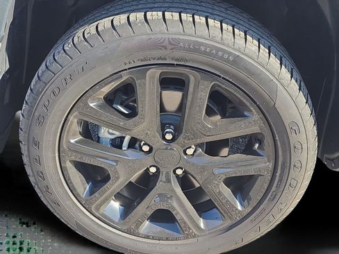 Certified 2022 Jeep Renegade Altitude w/ Convenience Group image 12