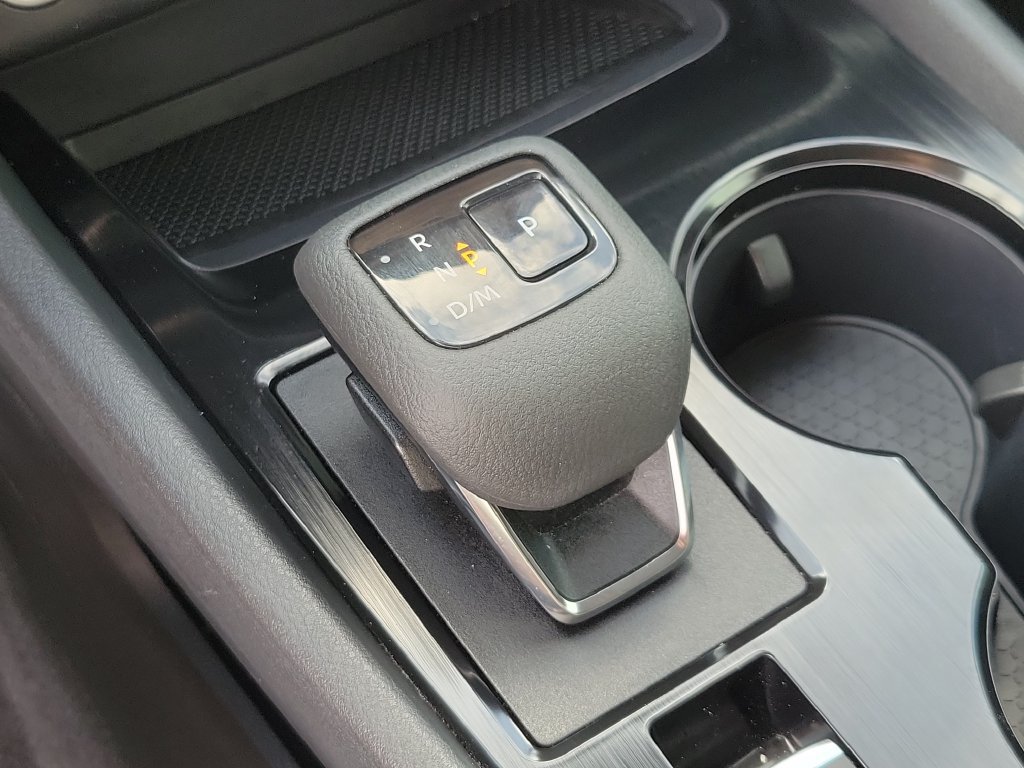 Certified 2023 Nissan Rogue SV FWD image 28
