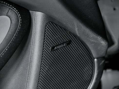 Used 2020 Nissan 370Z w/ Sport Package image 19