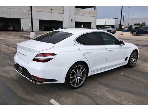 Used 2026 Genesis G70 2.5T RWD image 8