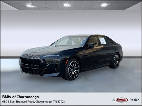 Certified 2024 BMW 760i xDrive w/ Executive Package image 1