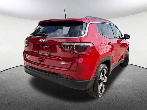 Used 2018 Jeep Compass Latitude w/ Popular Equipment Group AWD/4WD image 17