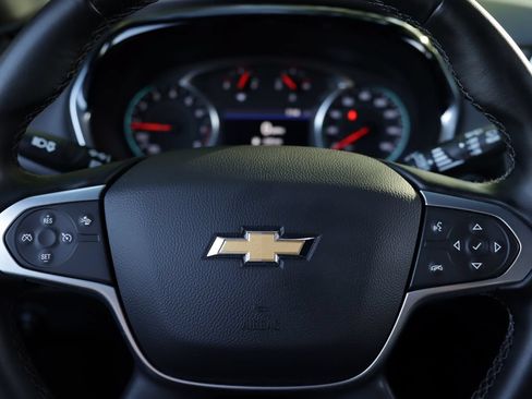 Used 2023 Chevrolet Traverse LT FWD image 10