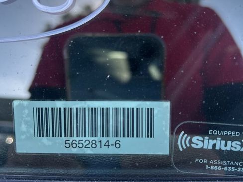 Used 2025 Hyundai Sonata SEL FWD image 2
