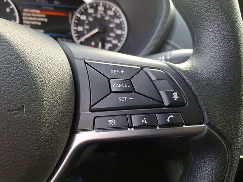 Used 2024 Nissan Sentra SV w/ Trunk Package image 21